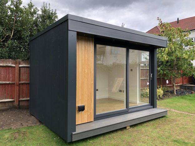 Garden Office Building in Chislehurst 4