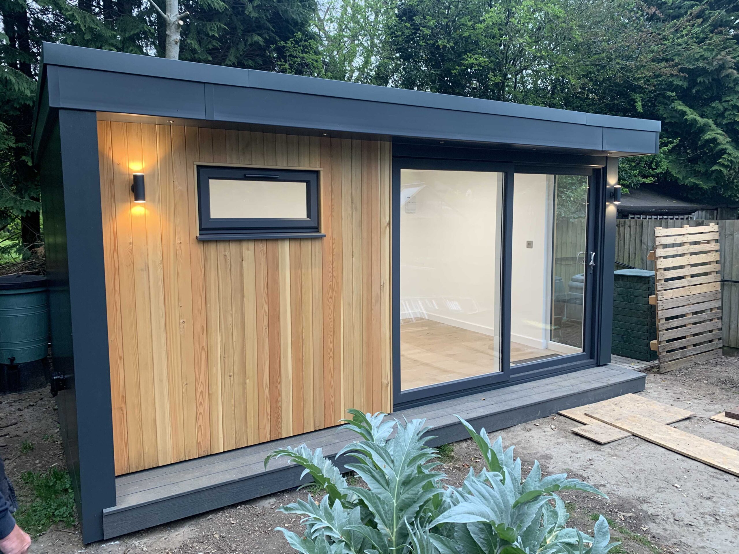 Ex Display Garden Rooms: Worth It? | Garden Office Buildings